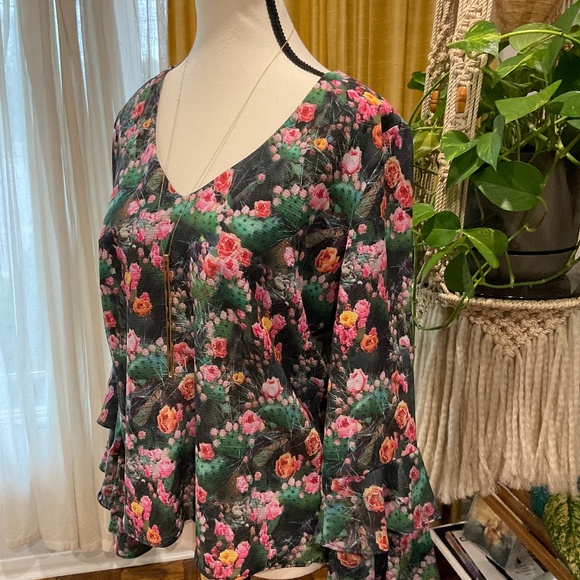 Floral Blouse - Picture 1 of 10